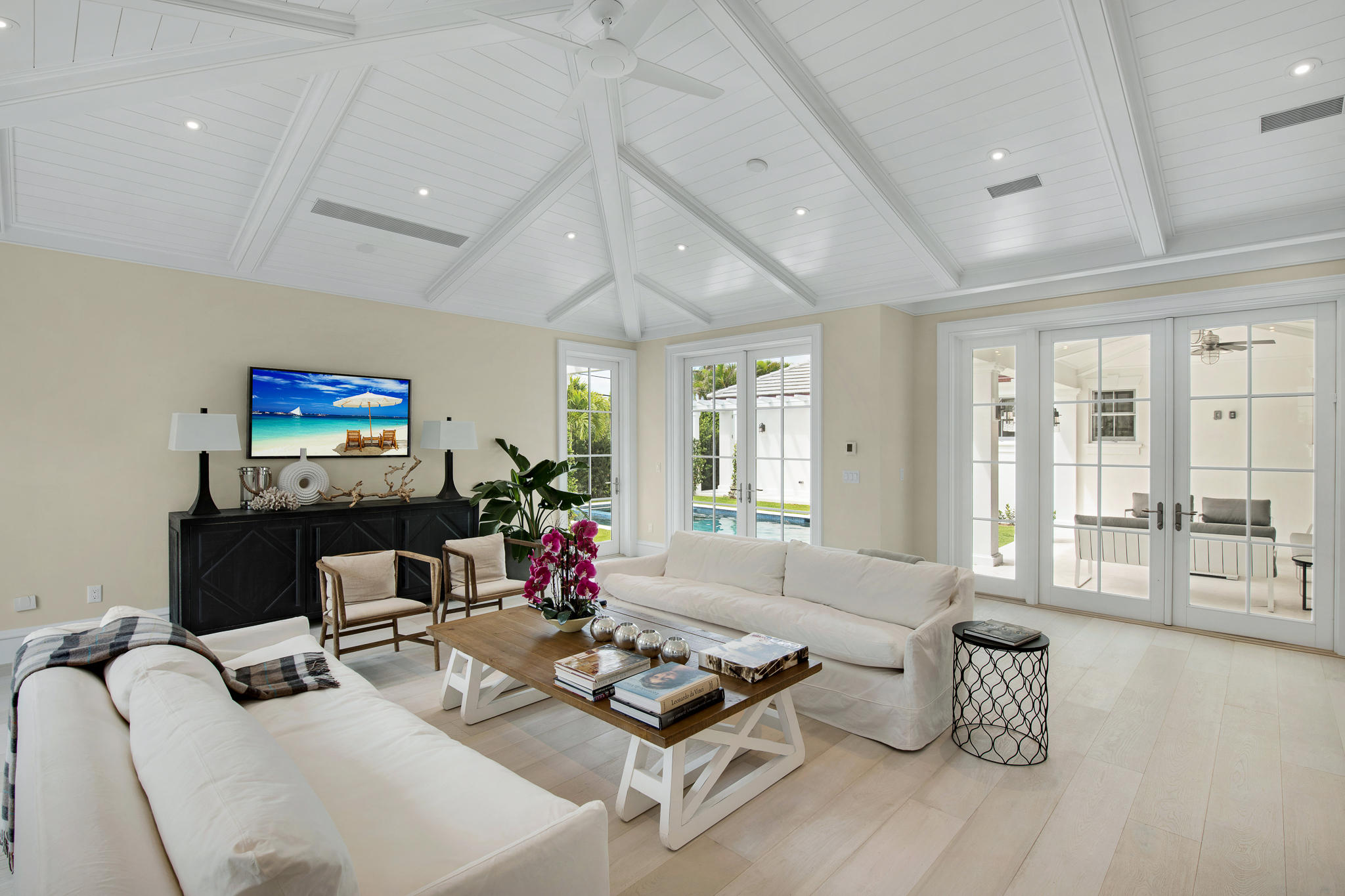 DODGE ESTATES - Residential