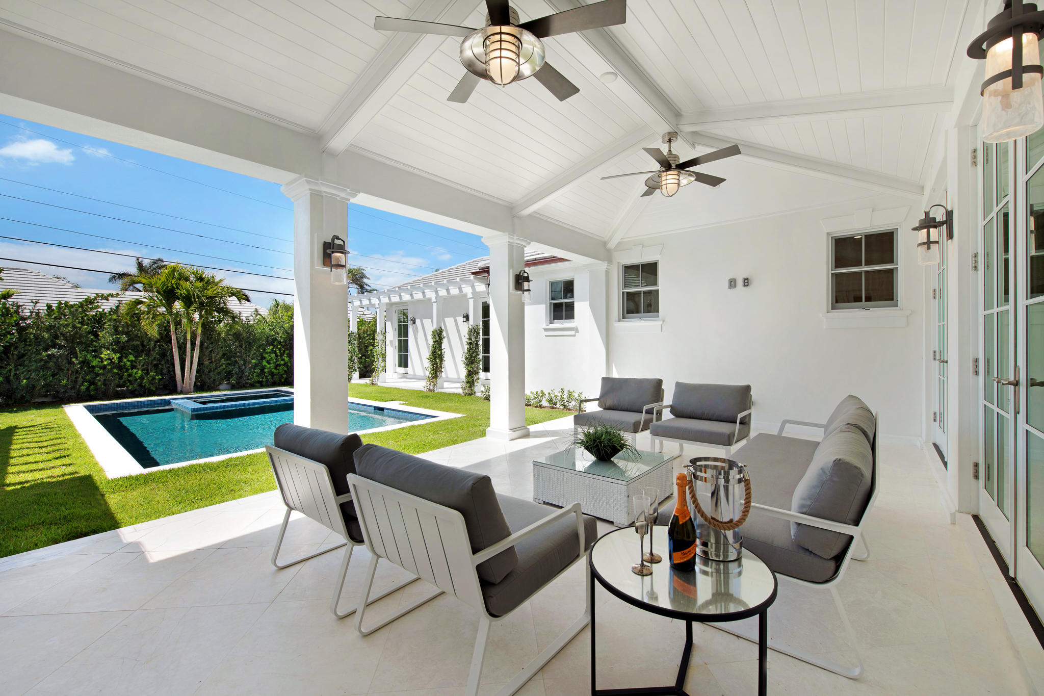 DODGE ESTATES - Residential