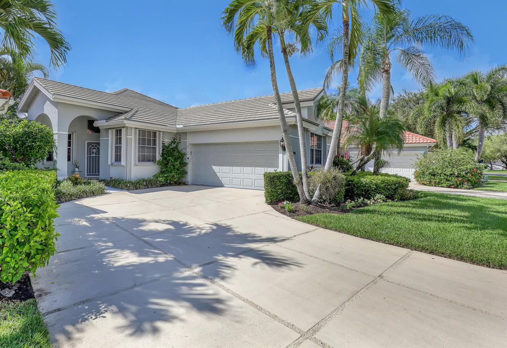 Photo of 216 Eagleton Lake Boulevard, Palm Beach Gardens, FL 33418 (MLS # R11127572)