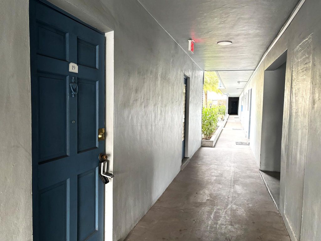 Photo of 491 NW 42nd Ave #19, Plantation, FL 33317 (MLS # R11087067)
