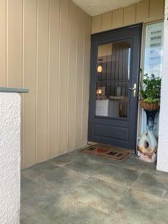 Jensen Beach 55+ Condo - Well maintained 2/2 move-in ready condo on the second floor. Featuring a spacious living area, tile throughout, open floor plan, walk-in closets and custom interior plantation shutters. This community allows 1 pet and 1 covered parking space available. There is a fishing pier, and a boat dock that accommodates boats up to 21 feet. Enjoy the clubhouse with pool and tennis court. Beacon 21 is located in the desirable town of Jensen Beach with many great restaurants, close to downtown and the beach. This community allows 1 pet and 1 covered parking space available.