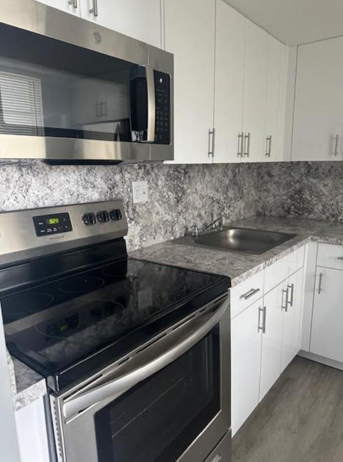 BLEAU GROTTO CONDO - Residential