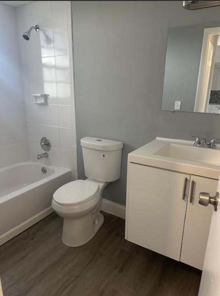 BLEAU GROTTO CONDO - Residential