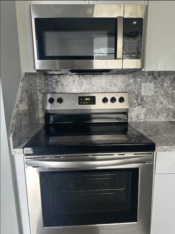 BLEAU GROTTO CONDO - Residential