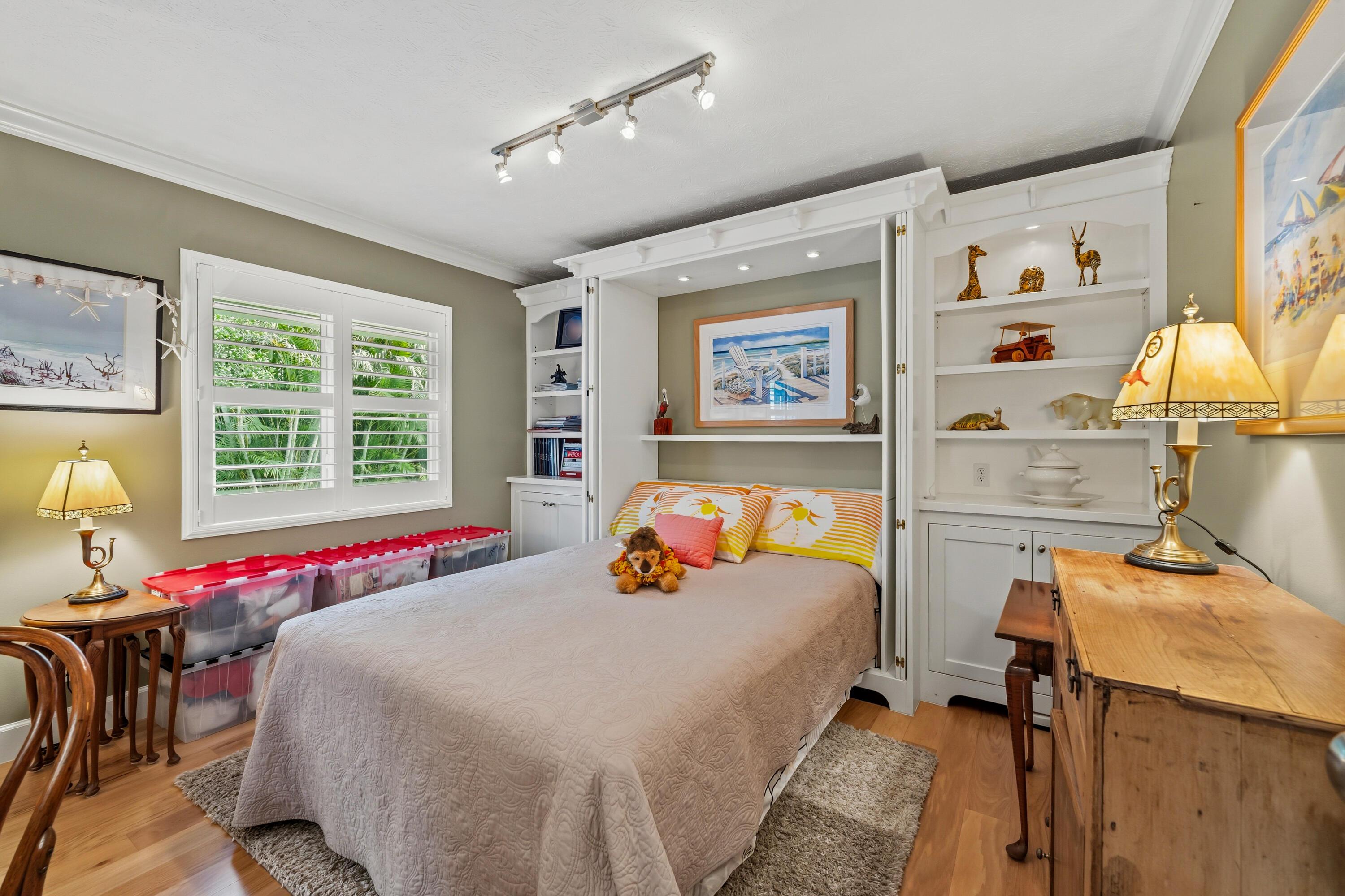 EAGLEWOOD - Residential