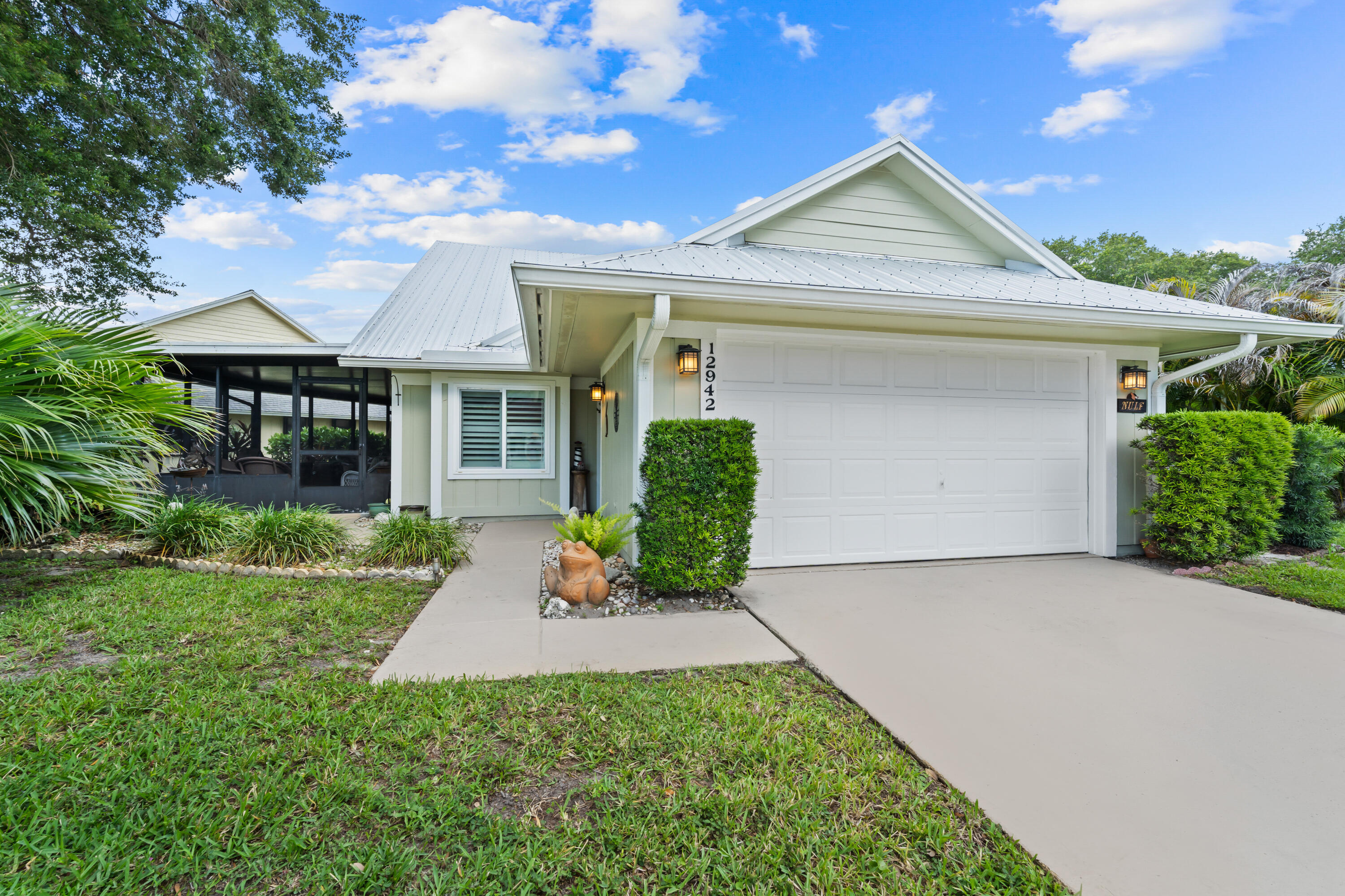 EAGLEWOOD - Residential