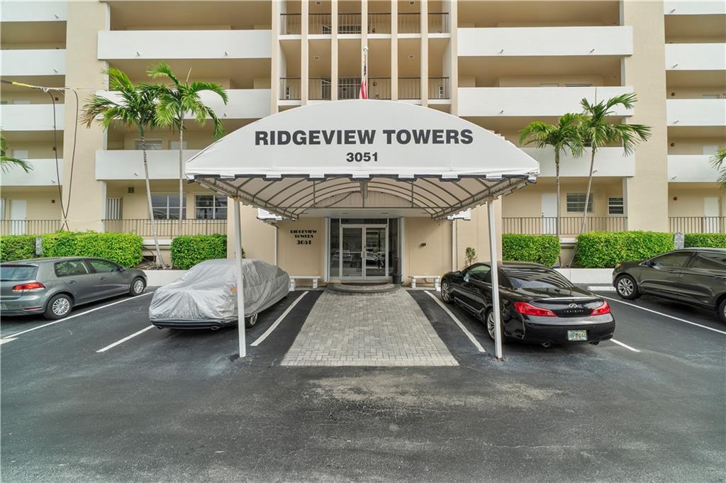 RIDGEVIEW TOWERS - Residential