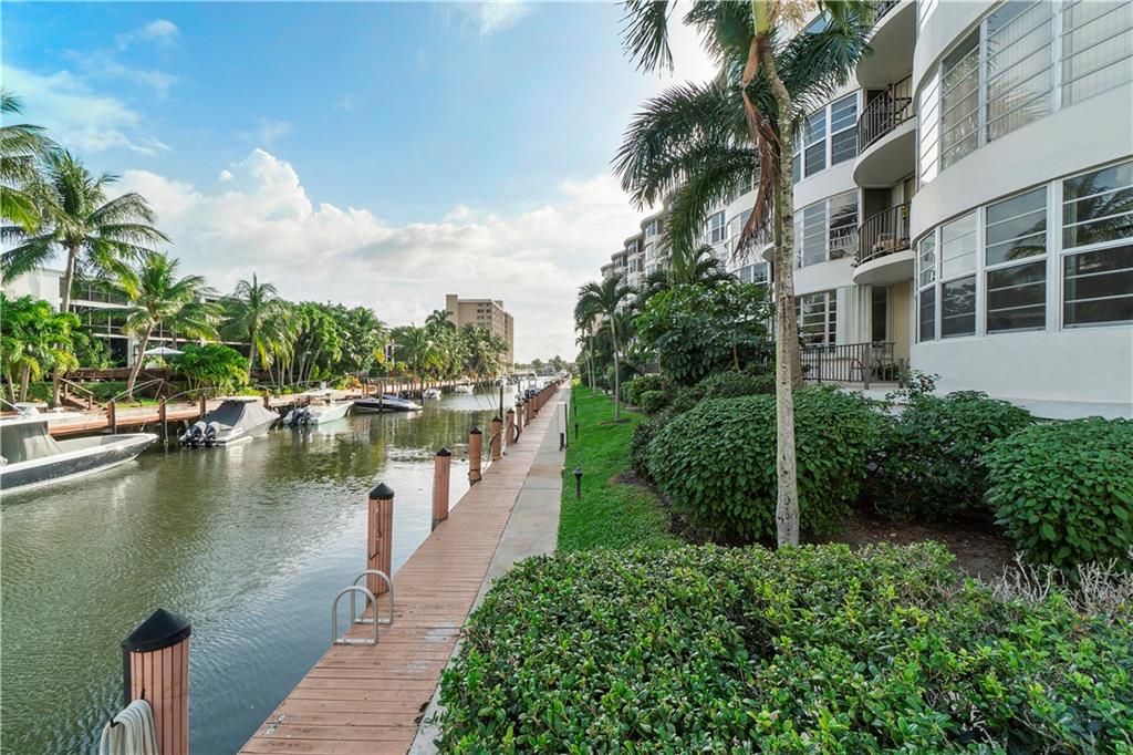 RIDGEVIEW TOWERS - Residential