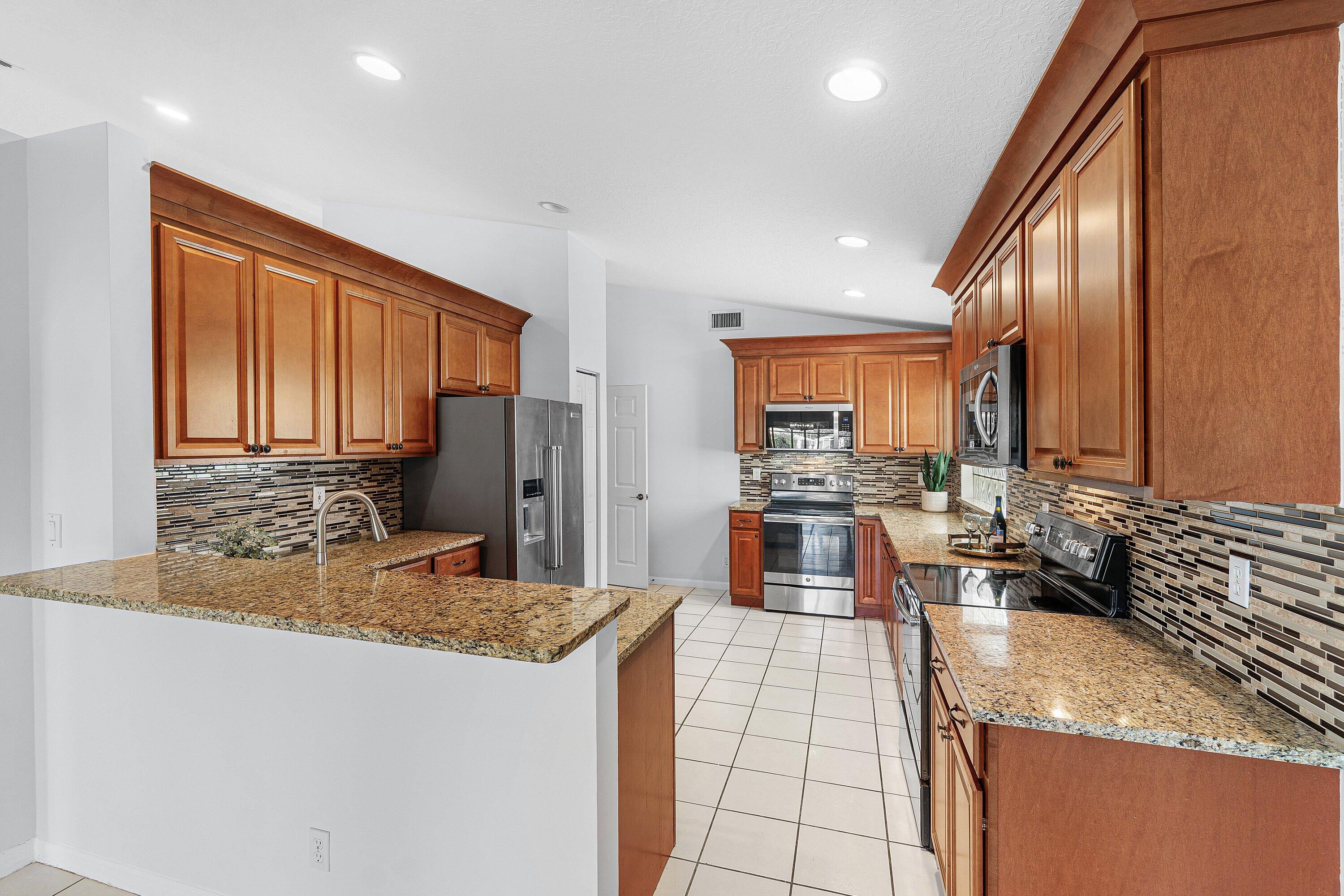 5737 Royal Club Drive