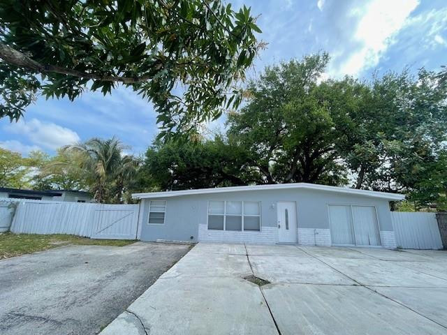 Miami Gardens Estates Sec - Residential Lease