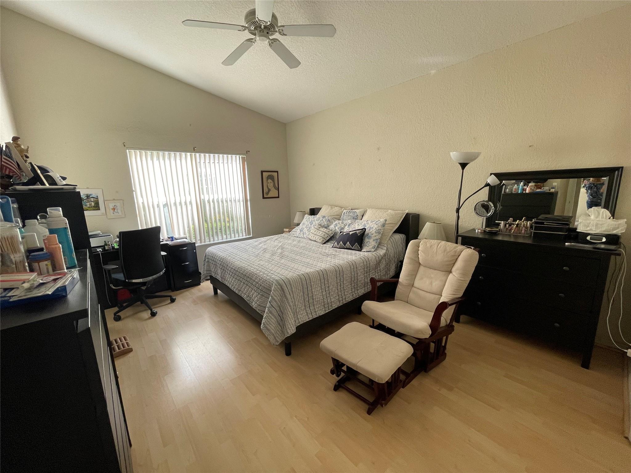 Lakeview West 158-44 B - Residential Lease