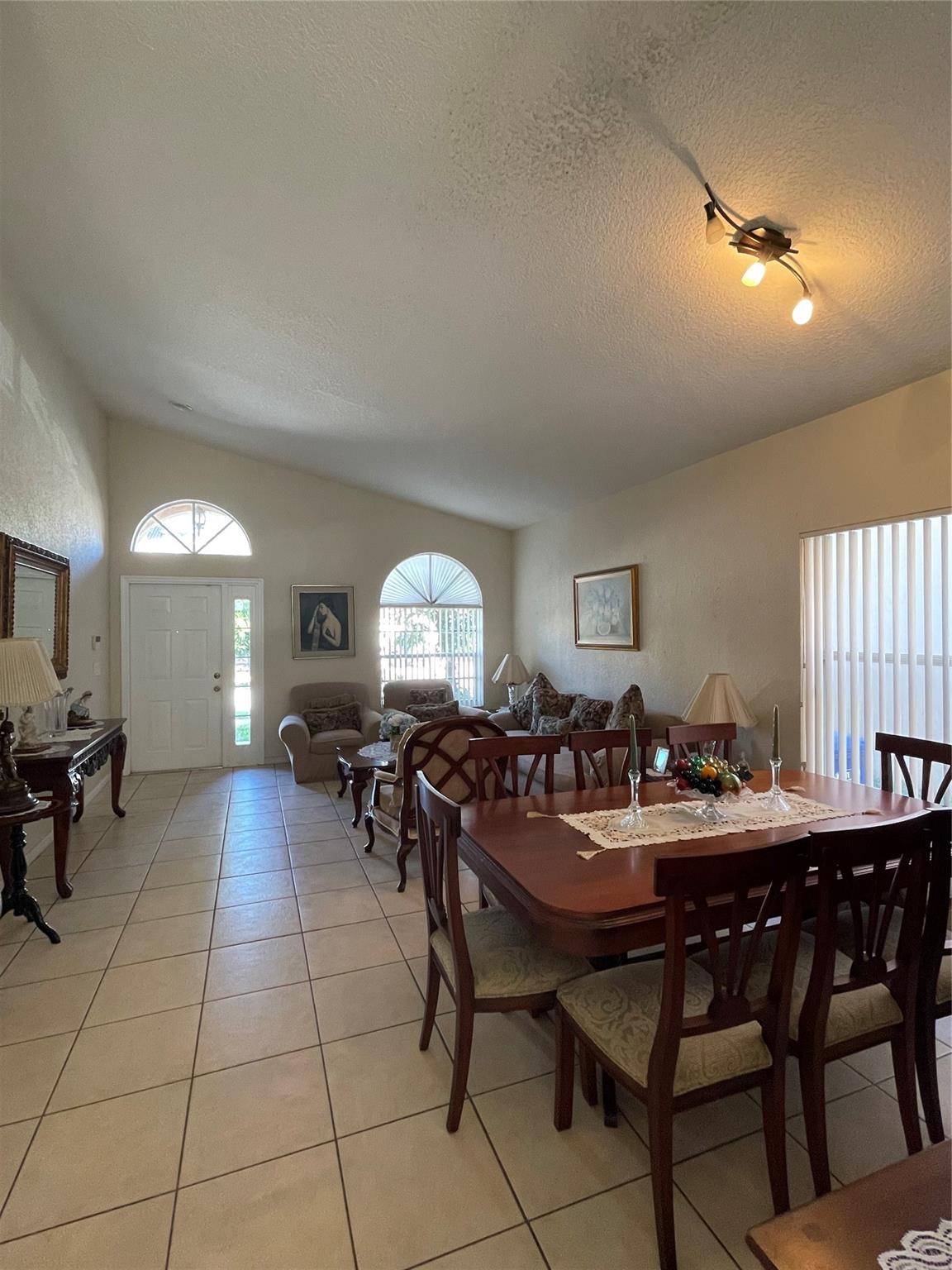 Lakeview West 158-44 B - Residential Lease