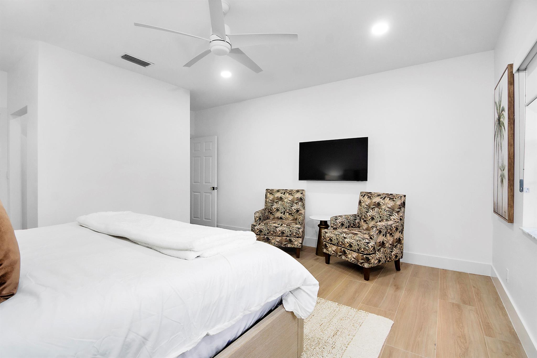 RYDER CUP VILLAS CONDO - Residential Lease