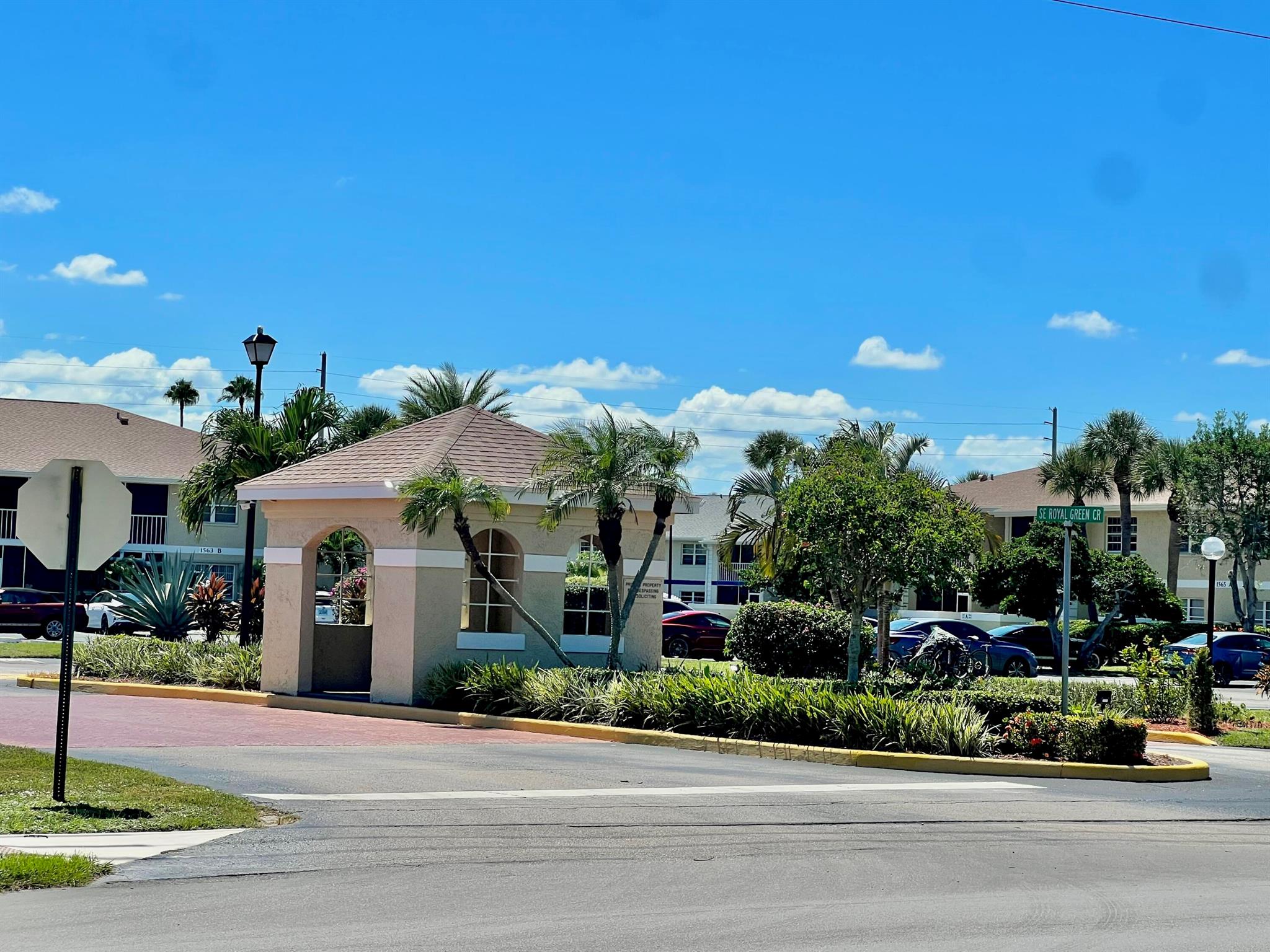 MIDPORT PLACE II, A CONDO - Residential