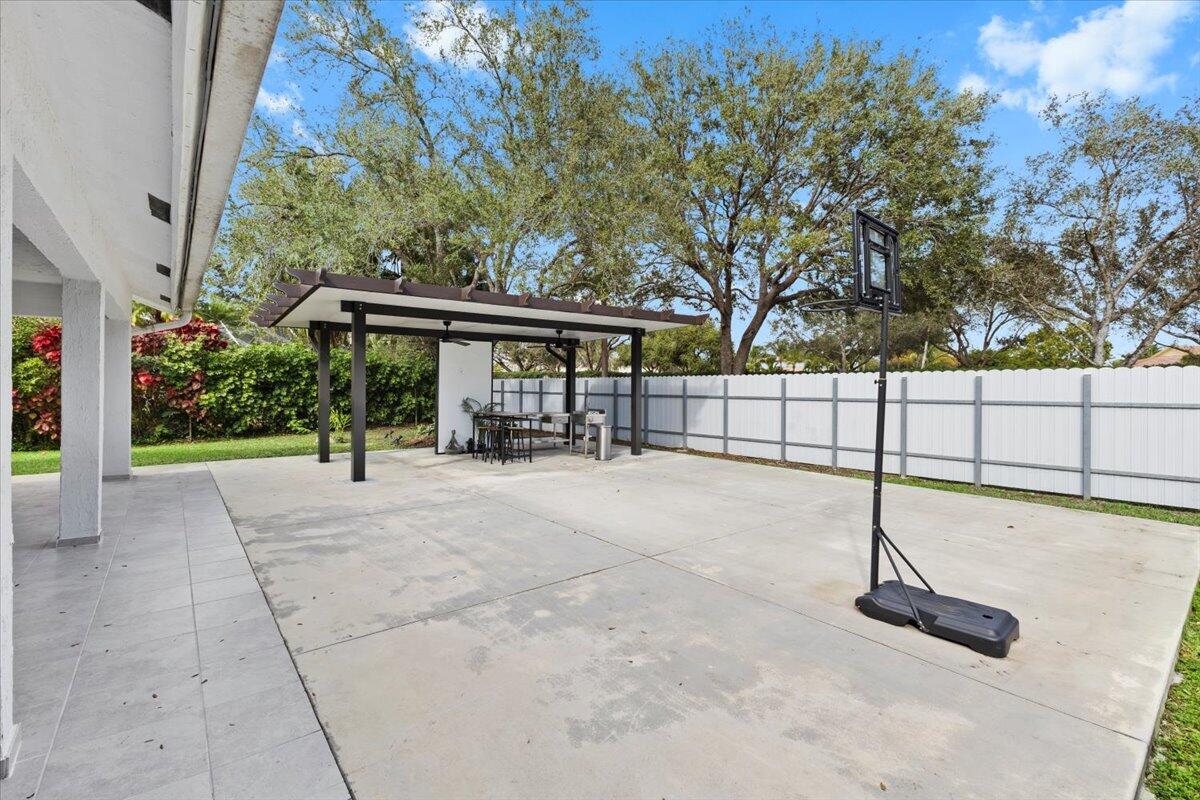 CHAPEL TRAIL REPLAT - Residential