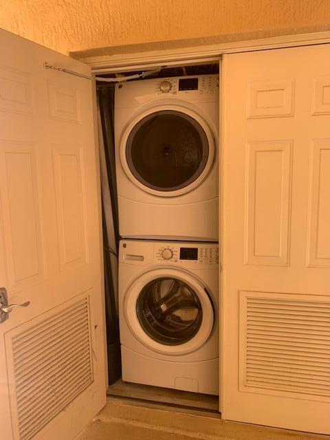 CASTLE PINES CONDOMINIUM - Residential Lease