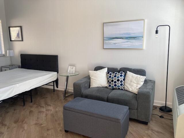 CASTLE PINES CONDOMINIUM - Residential Lease