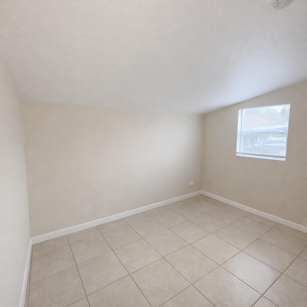 FEDERAL GARDENS 1 - Residential Lease