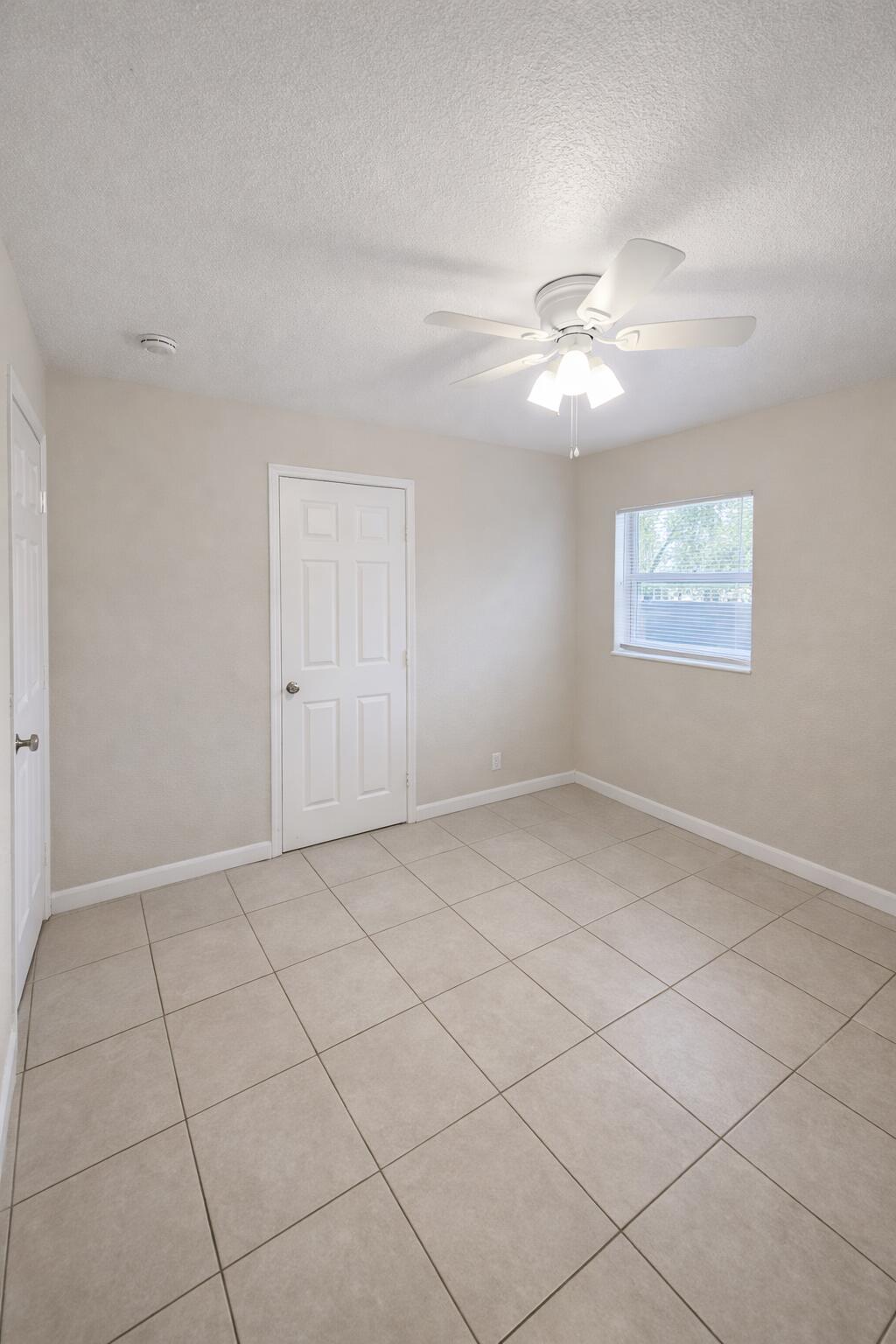 FEDERAL GARDENS 1 - Residential Lease
