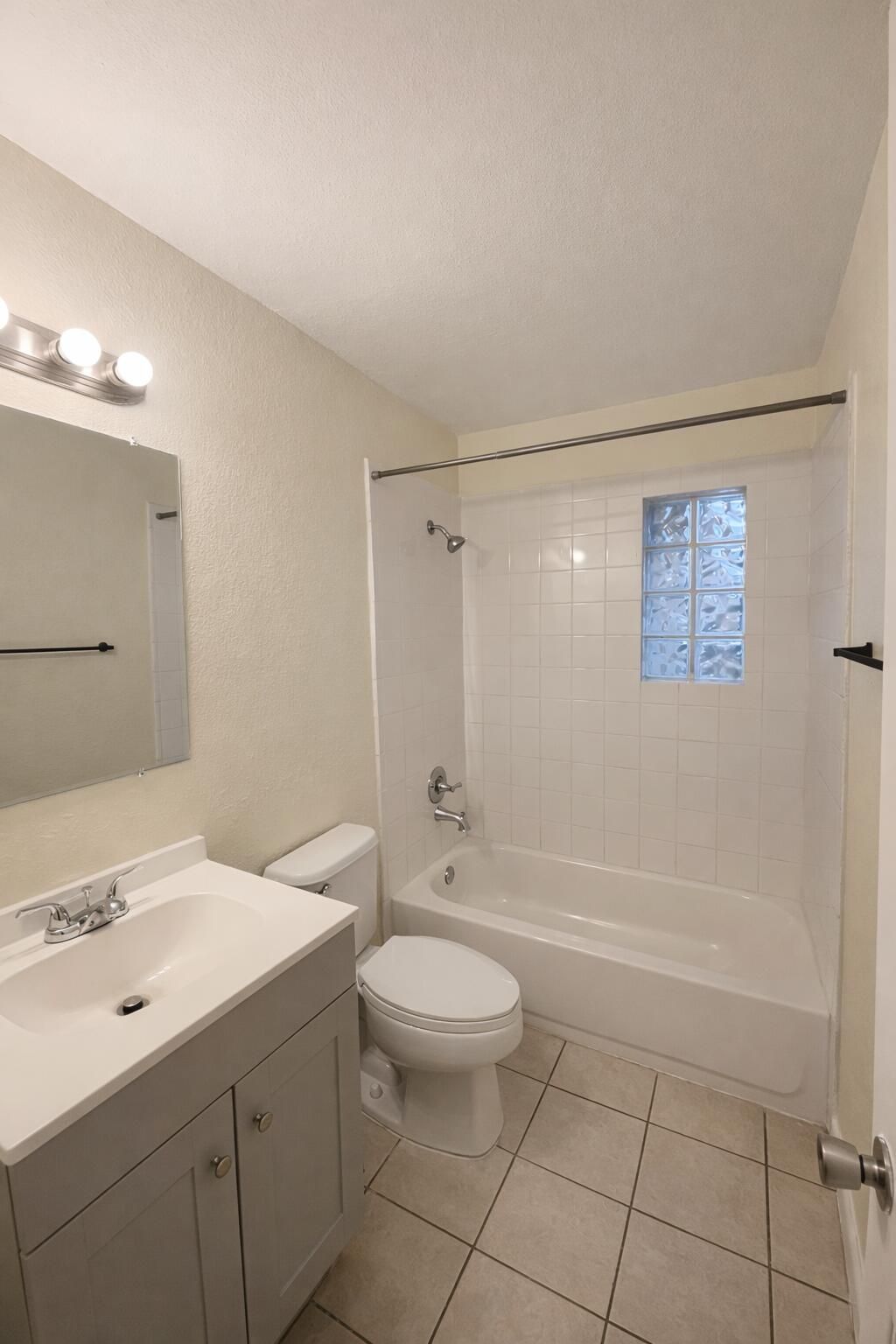 Photo of 1520 W 11th Street, Riviera Beach, FL 33404 (MLS # B26017388)