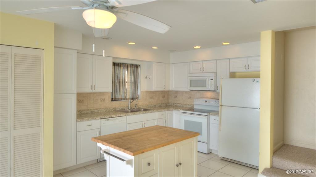Golfview Harbour Townhous - Residential