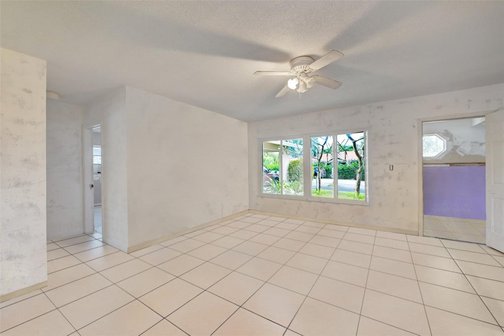 Photo of 1551 SE 23rd Avenue, Pompano Beach, FL 33062 (MLS # F10412365)