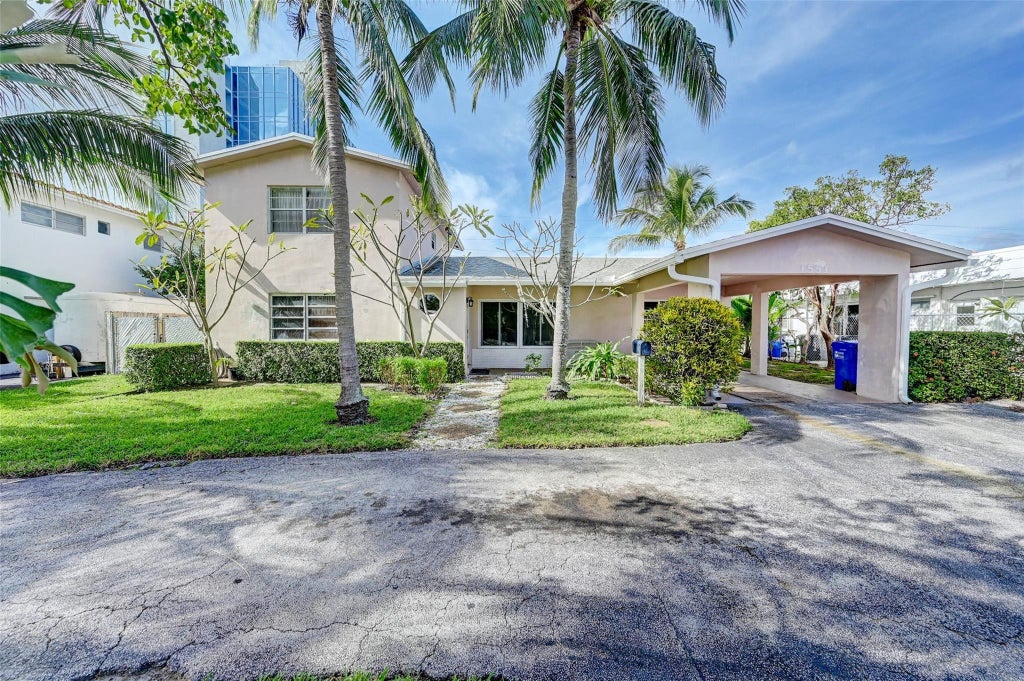 Photo of 1551 SE 23rd Avenue, Pompano Beach, FL 33062 (MLS # F10412365)