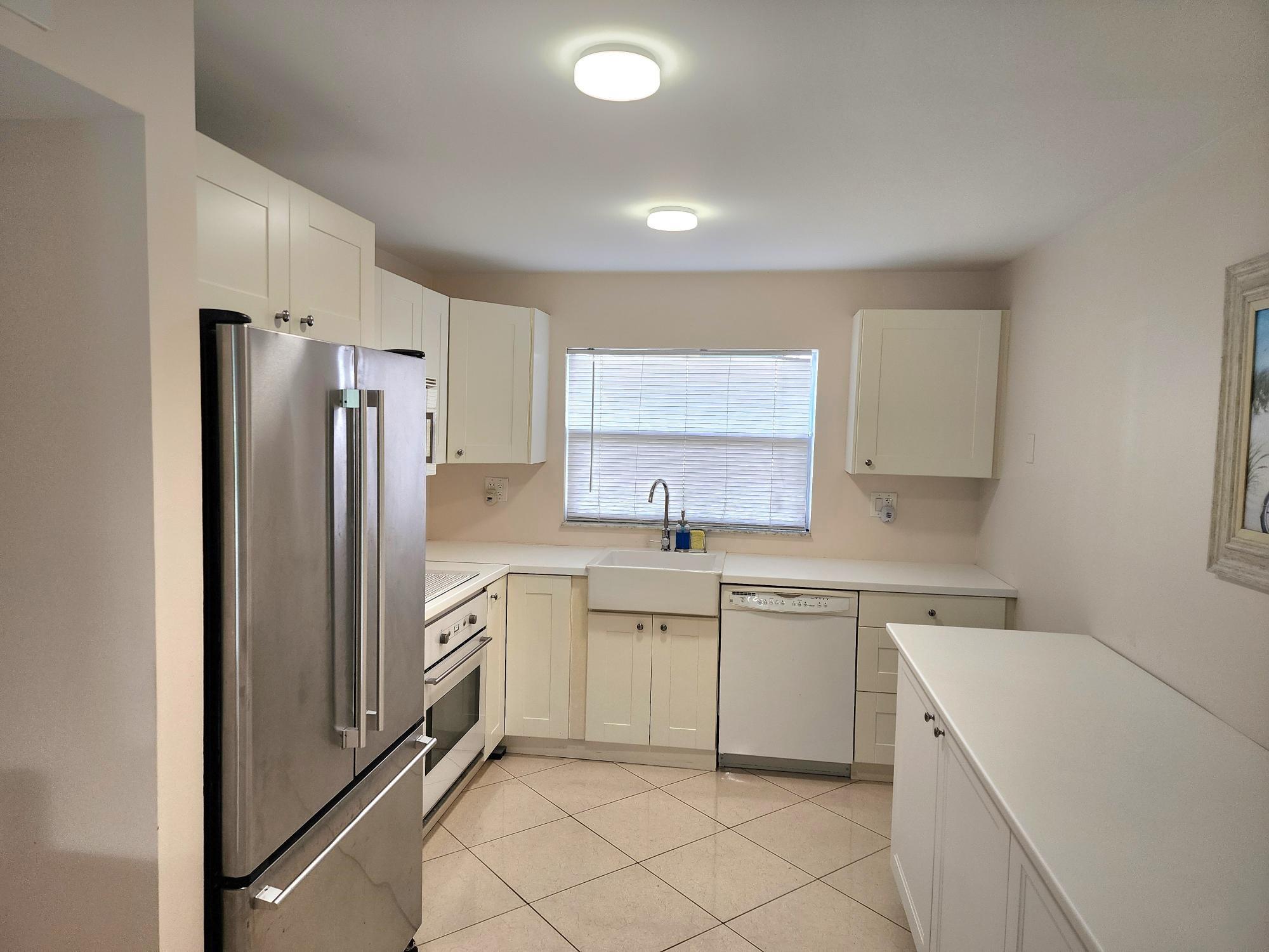 Sunrise Lakes - Residential