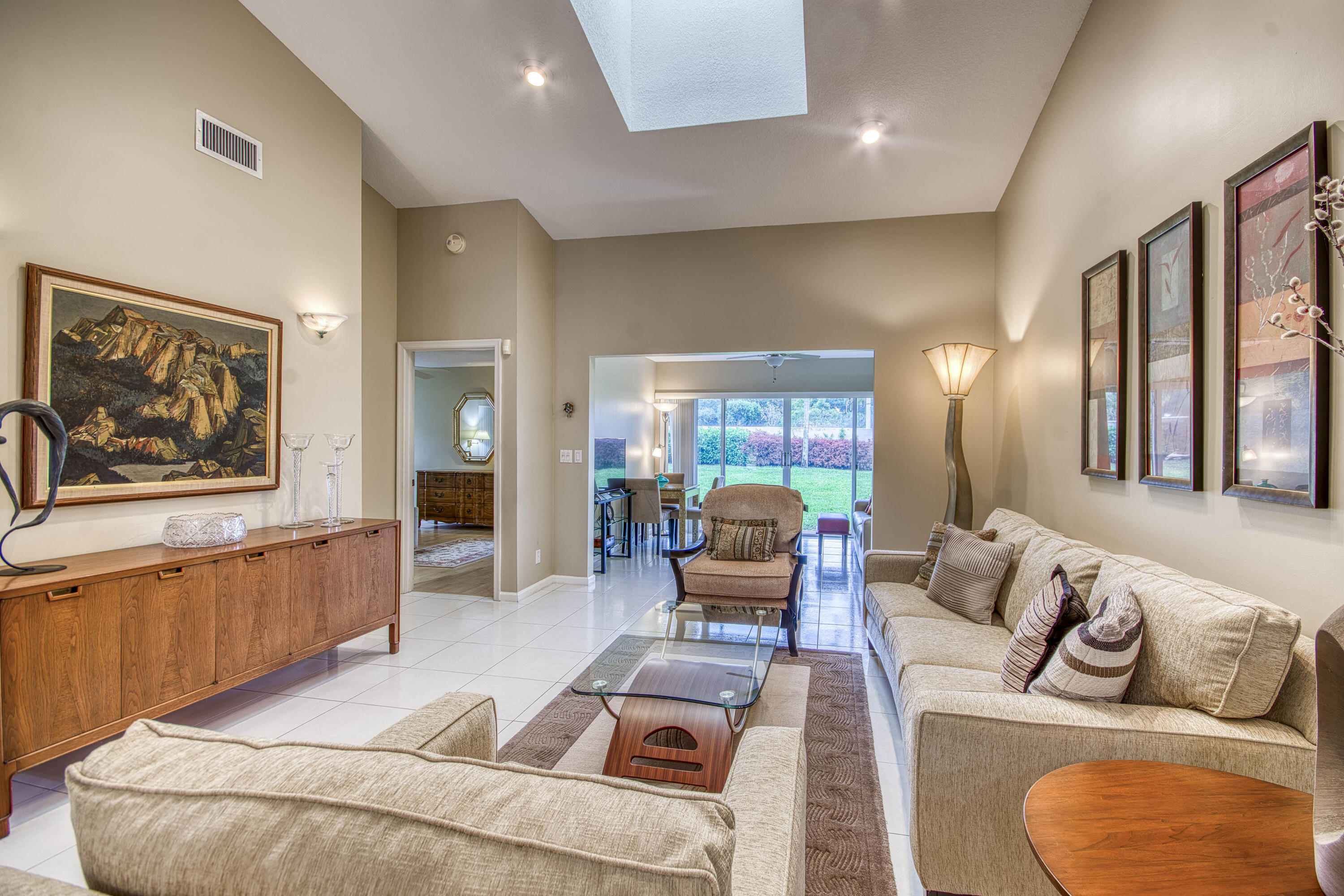 Coral Lakes - Residential