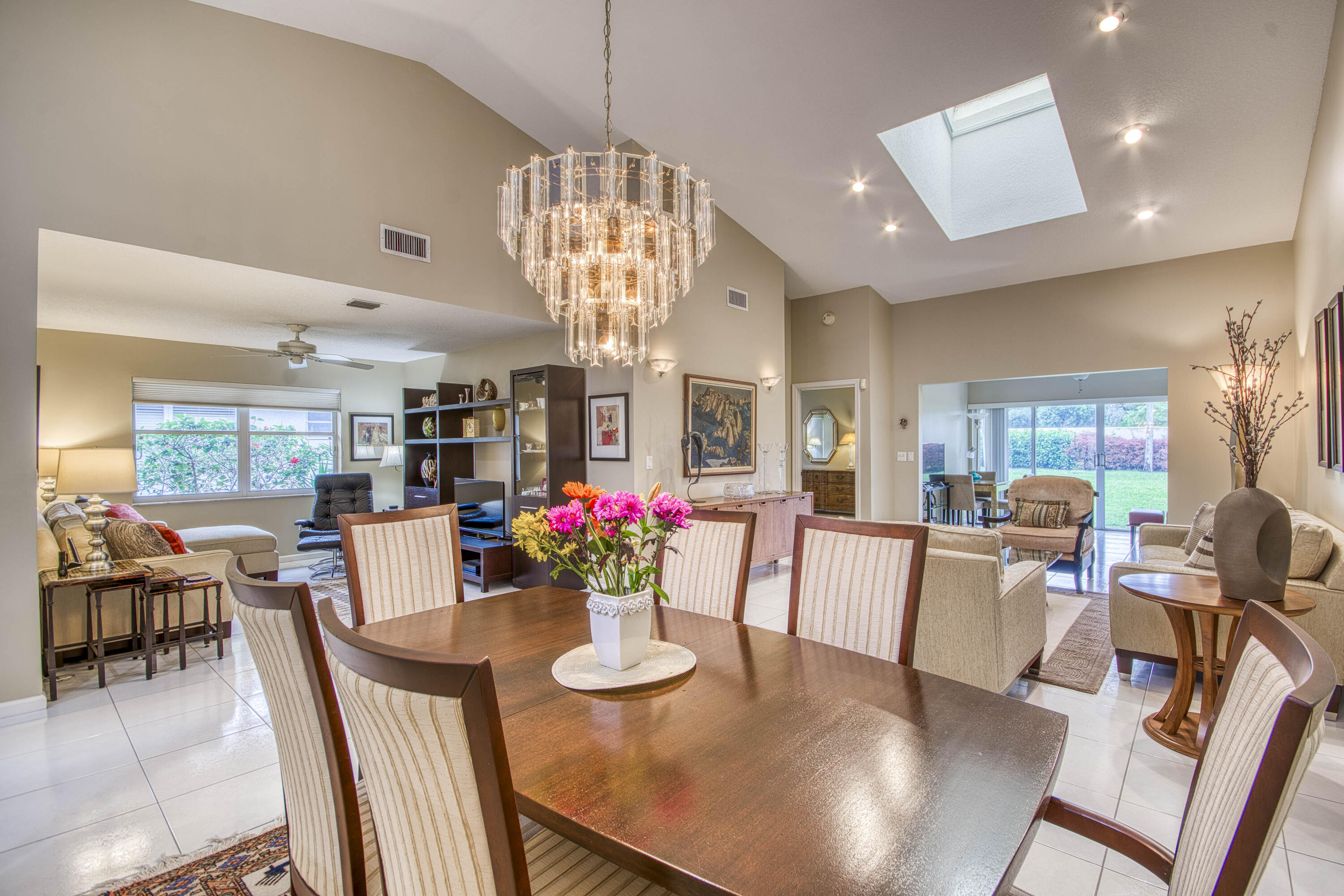 Coral Lakes - Residential