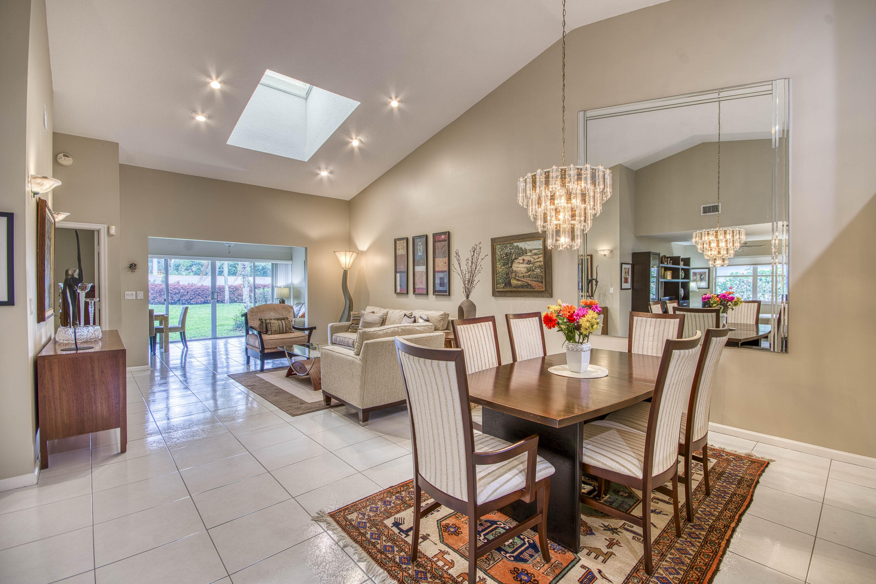 Coral Lakes - Residential