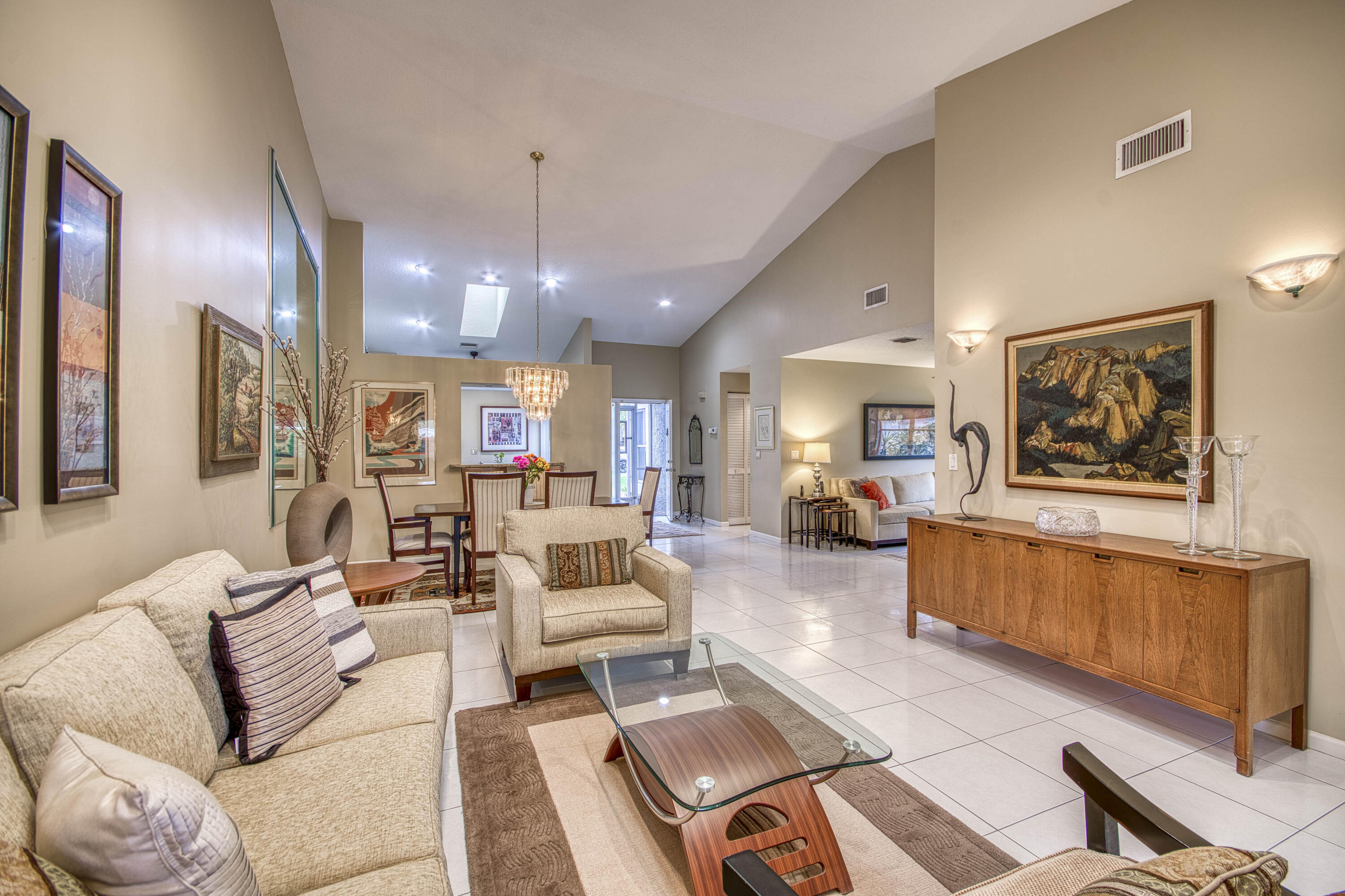 Coral Lakes - Residential
