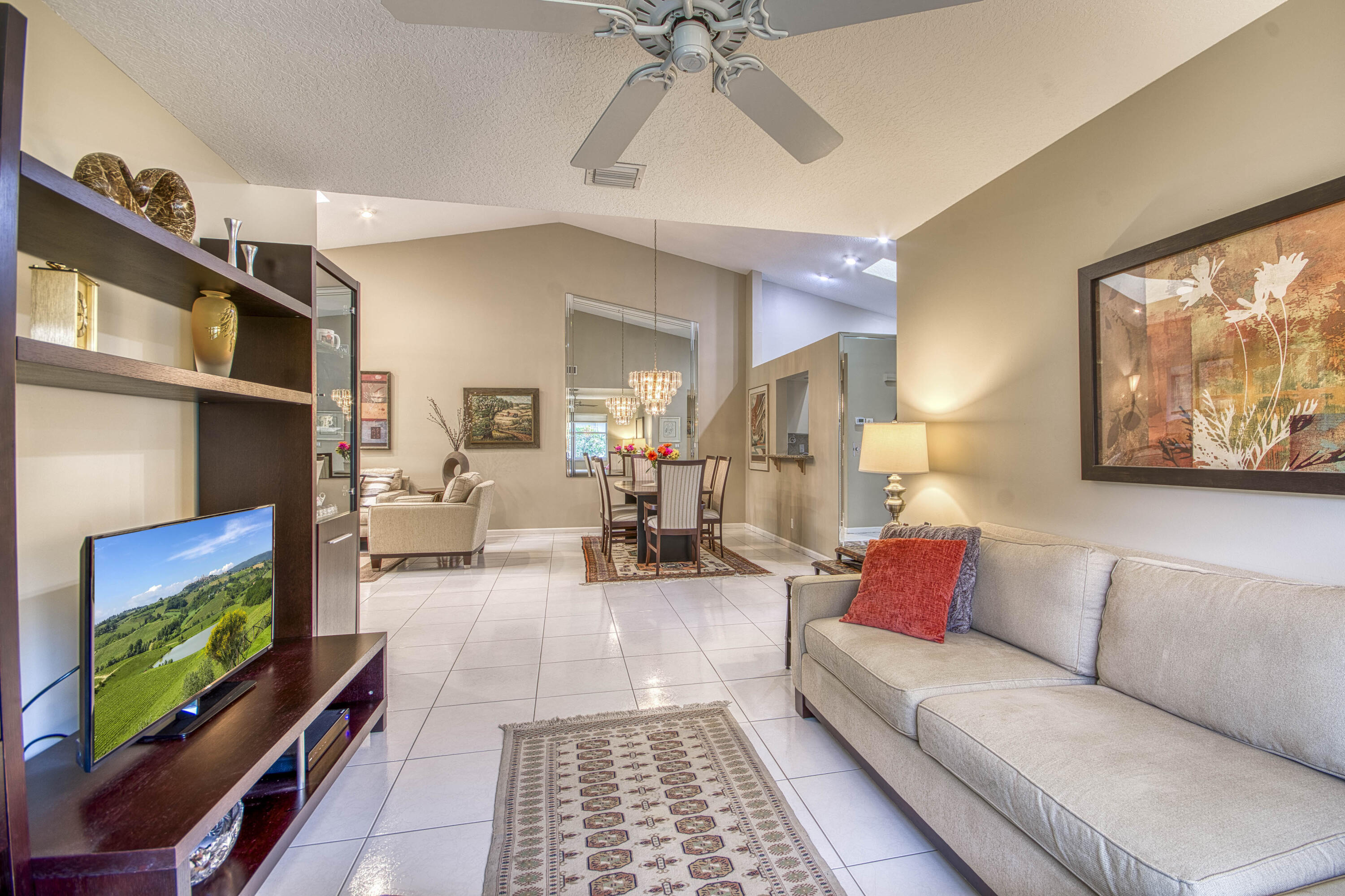 Coral Lakes - Residential