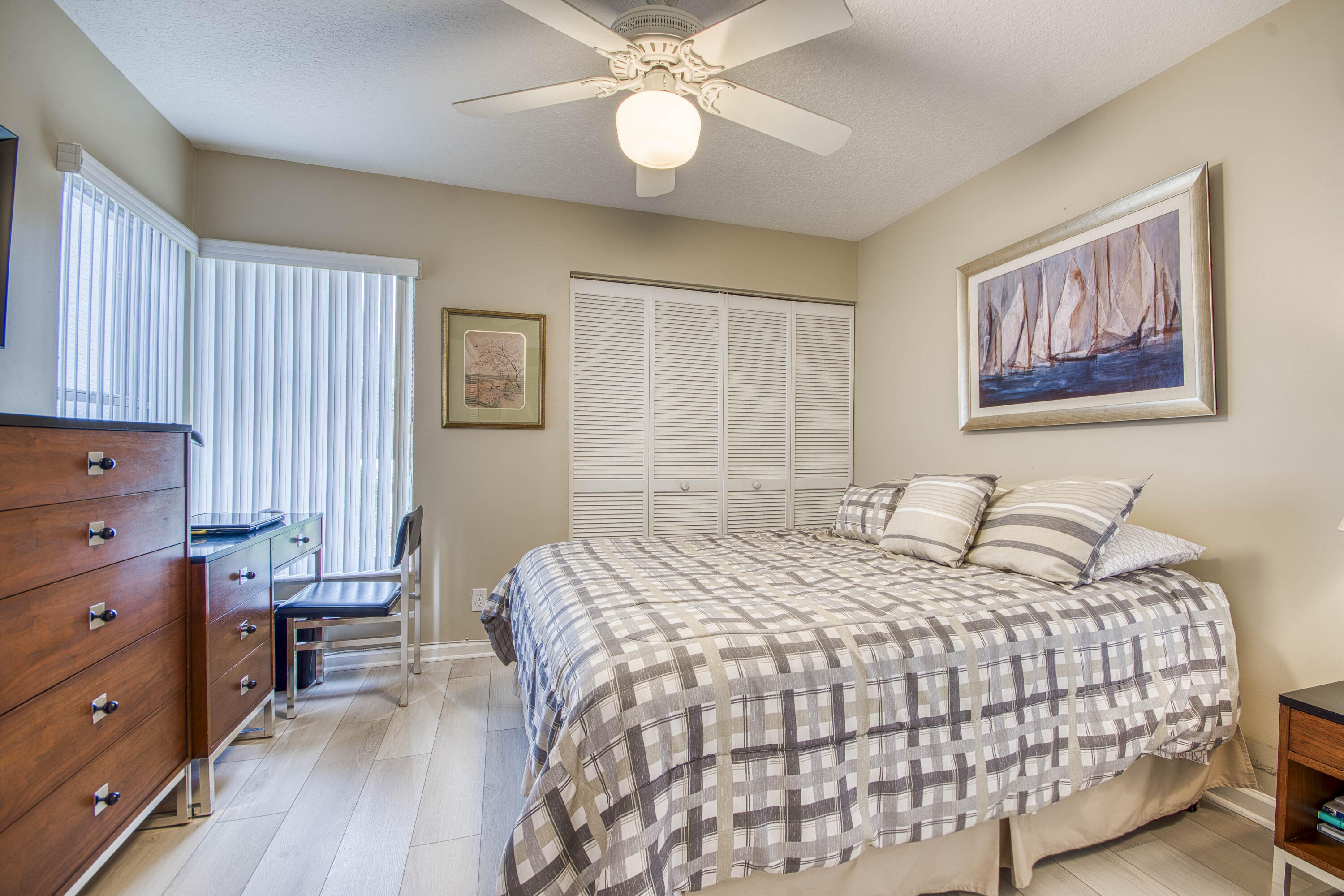 Coral Lakes - Residential