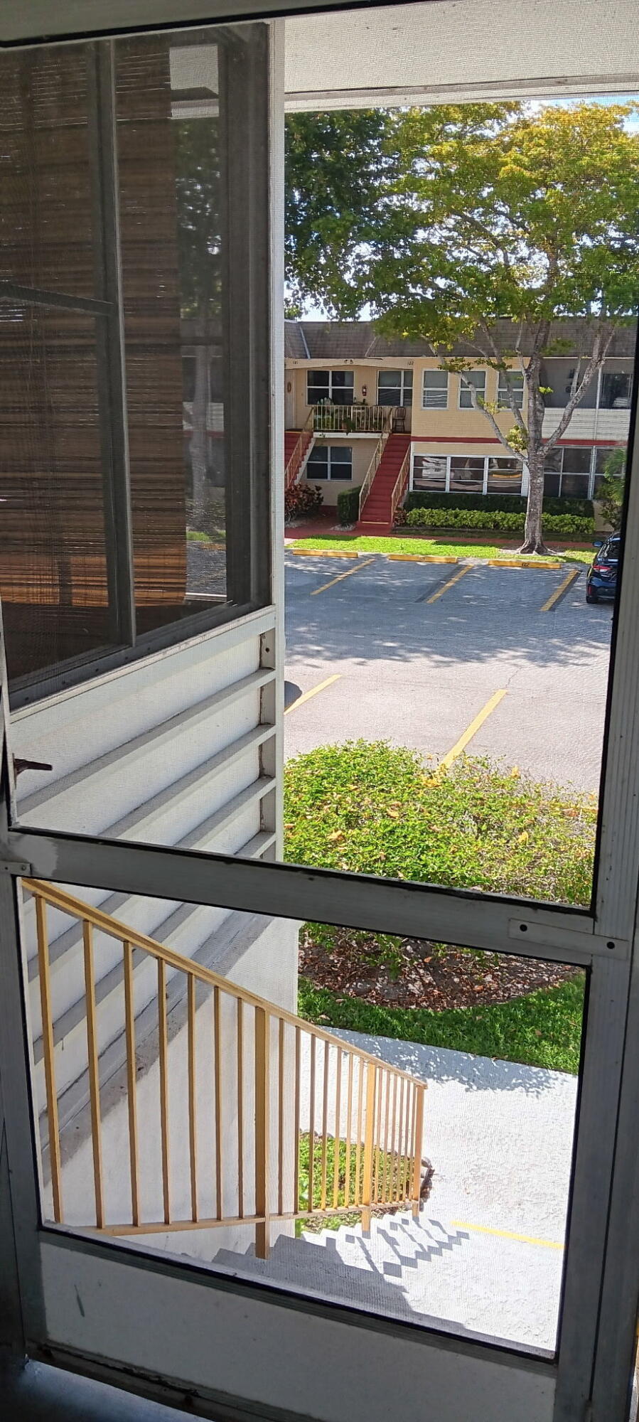 STRATFORD CONDOMINIUM - Residential Lease