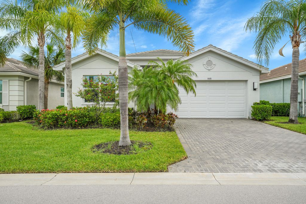 Photo of 11081 SW Carriage Hill Lane, Port Saint Lucie, FL 34987 (MLS # R11138987)