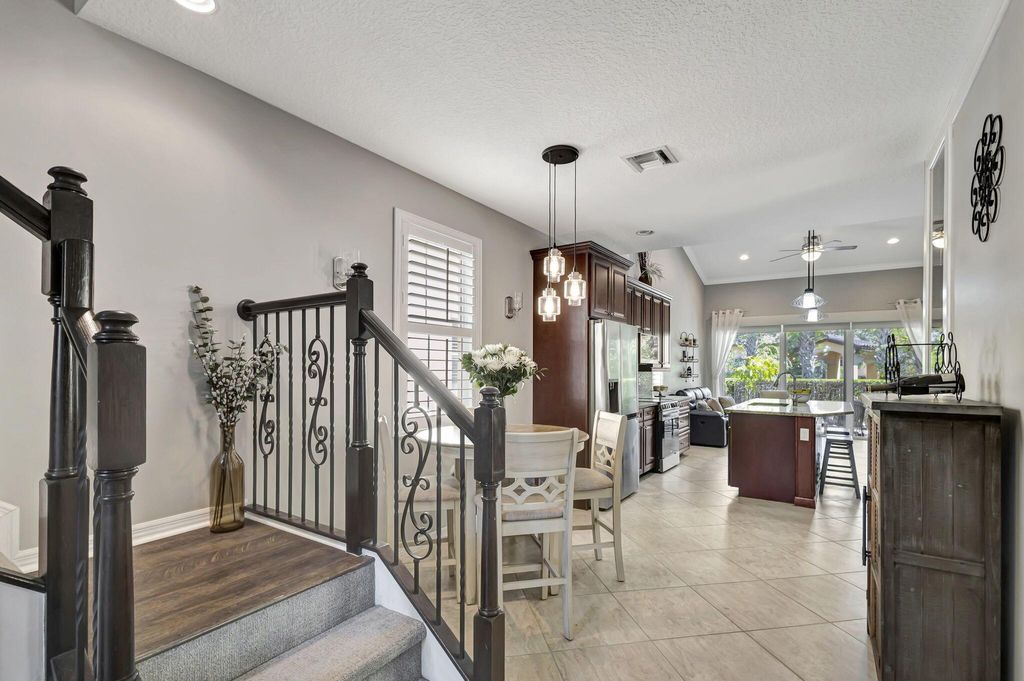 Photo of 4534 Mediterranean Circle, Palm Beach Gardens, FL 33418 (MLS # R10992176)