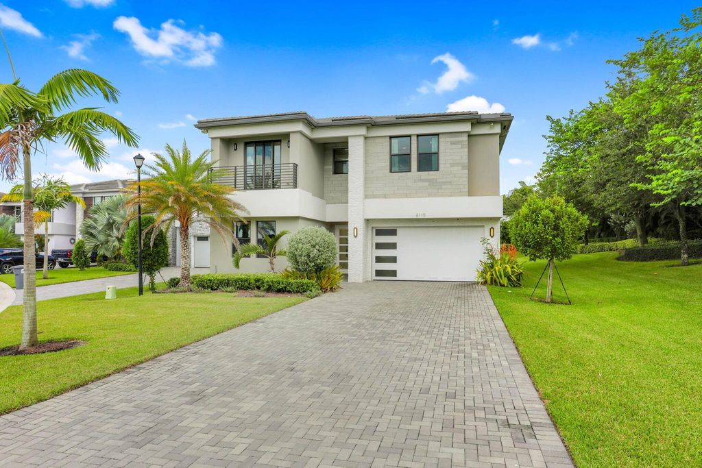 Photo of 8115 Laurel Falls Drive, Boca Raton, FL 33496 (MLS # R11113013)