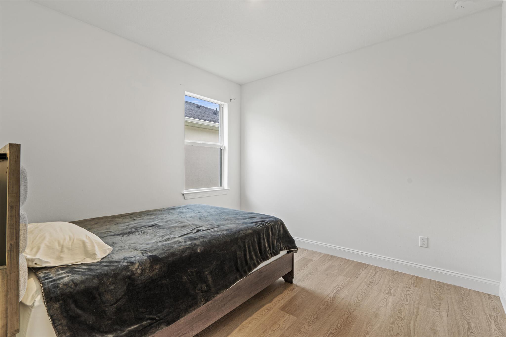 AZALEA (PB 1 - Residential Lease