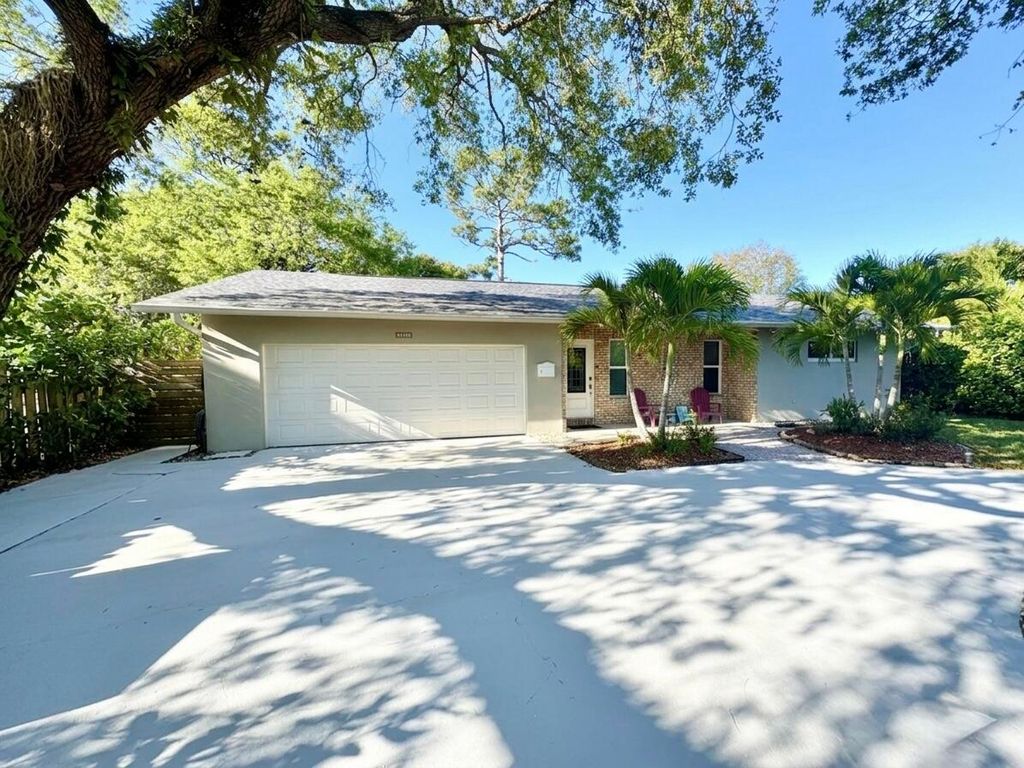 Photo of 3251 Riverland Road, Fort Lauderdale, FL 33312 (MLS # B26007268)