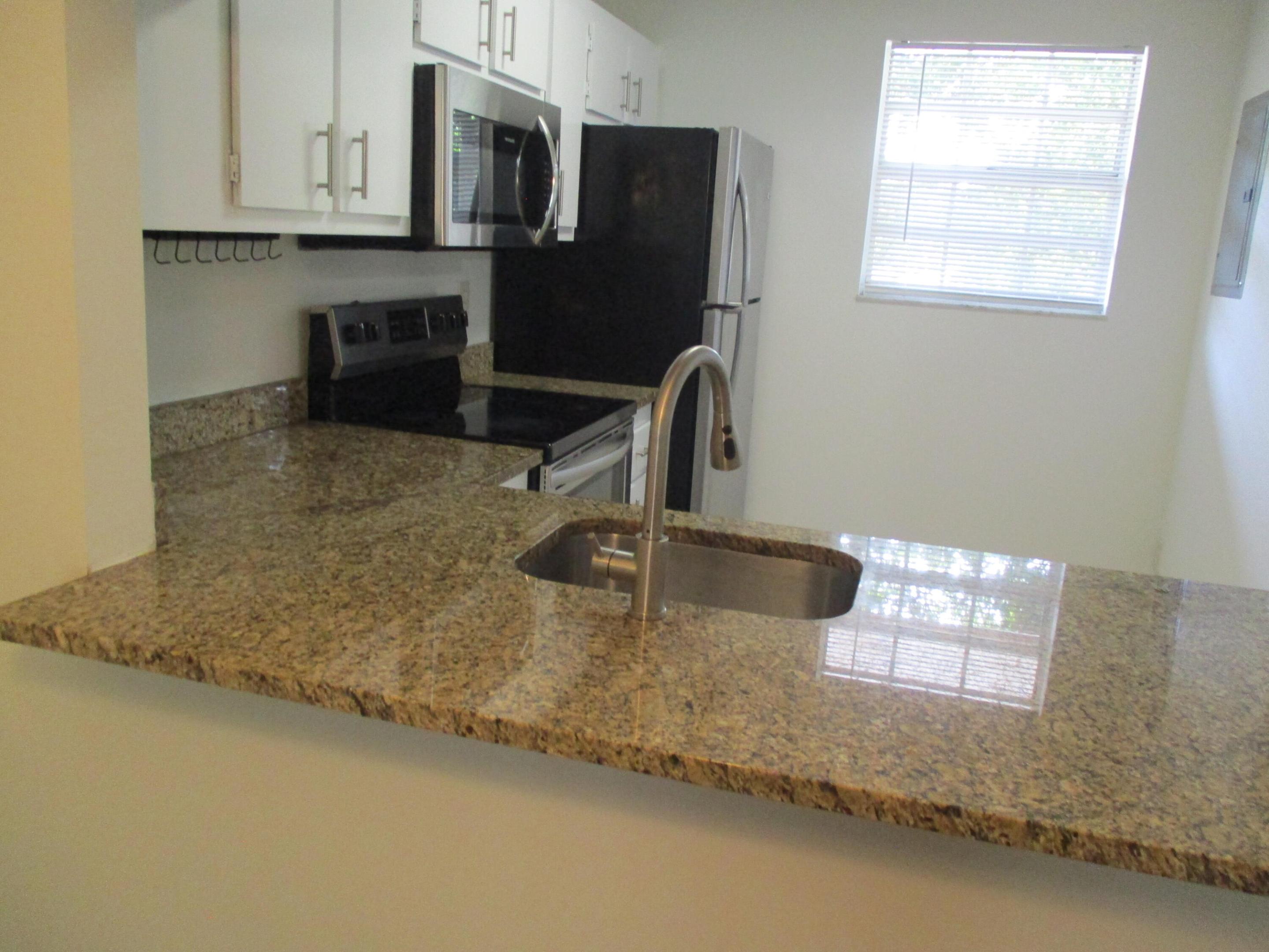 835 NW 103rd Terrace