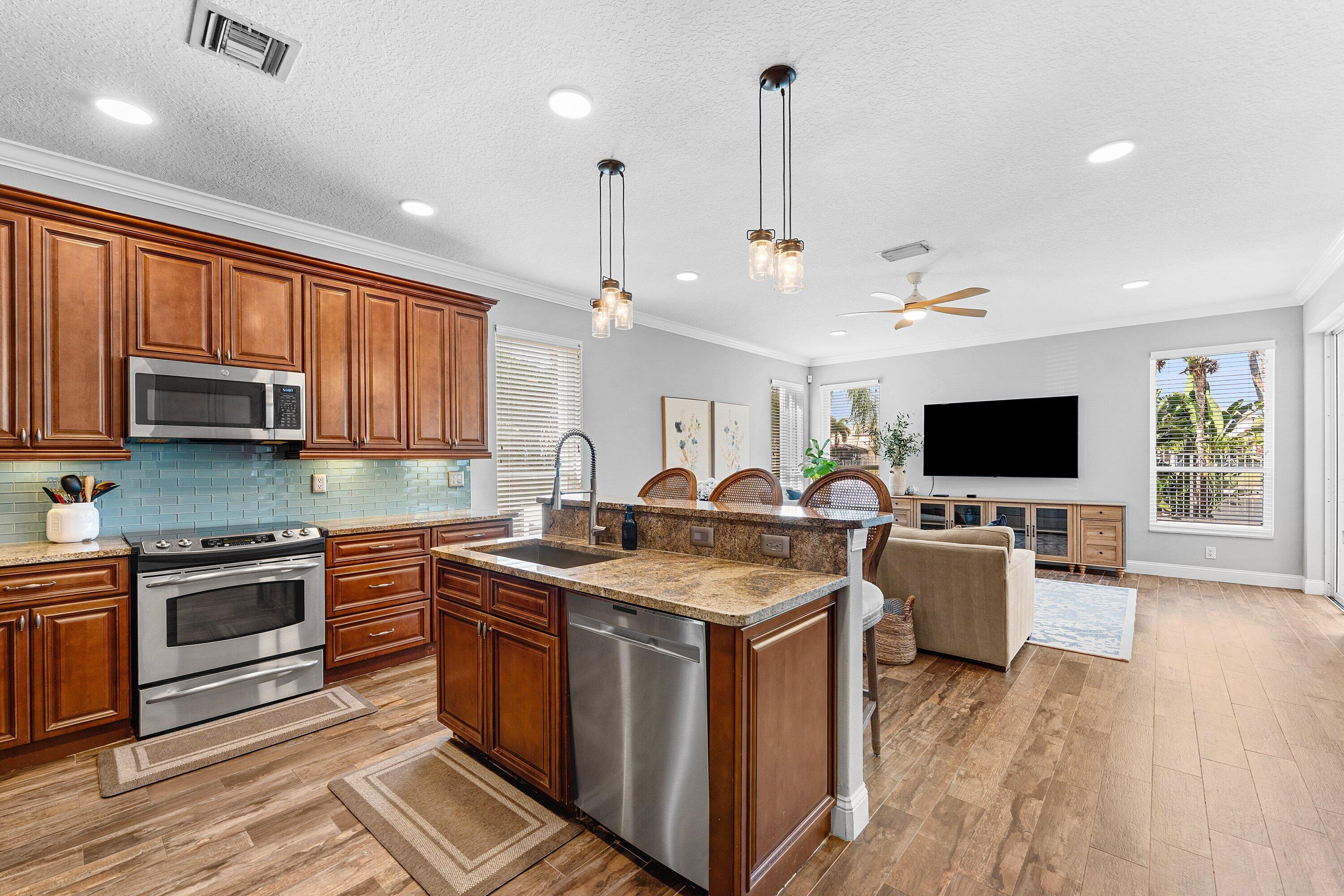 ORANGE GROVE EST - Residential