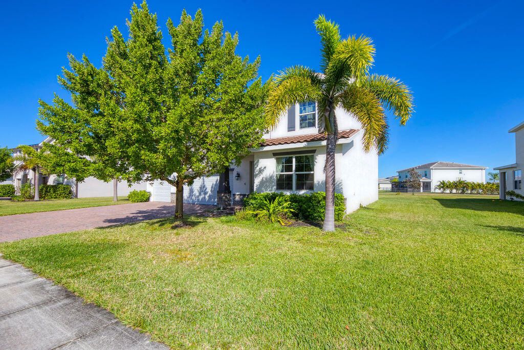 Photo of 12623 NW Copper Creek Drive, Port Saint Lucie, FL 34986 (MLS # R11159374)