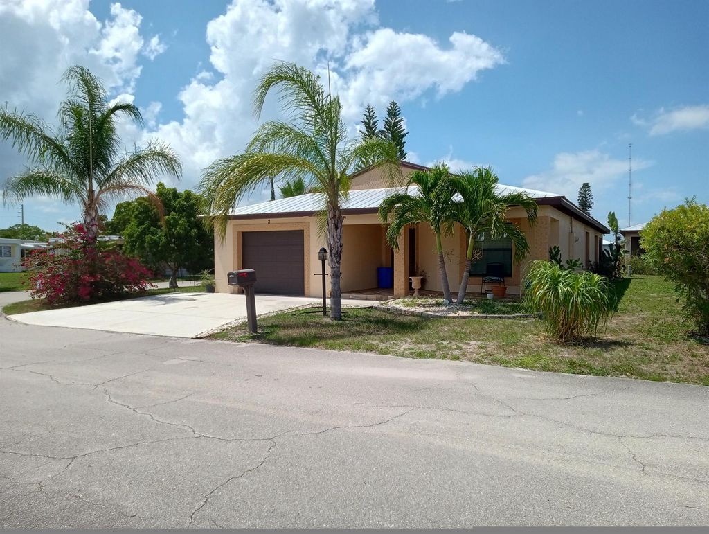 Photo of 2 Antigua Lane, Port Saint Lucie, FL 34952 (MLS # R11095886)