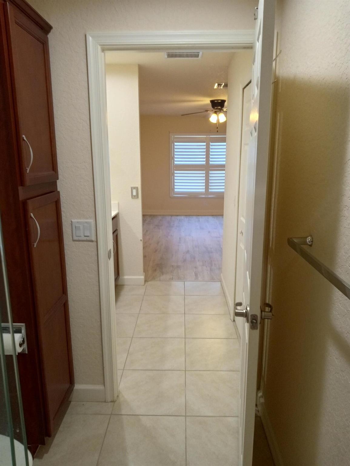 SPANISH LAKES ONE LEASEHO - Residential