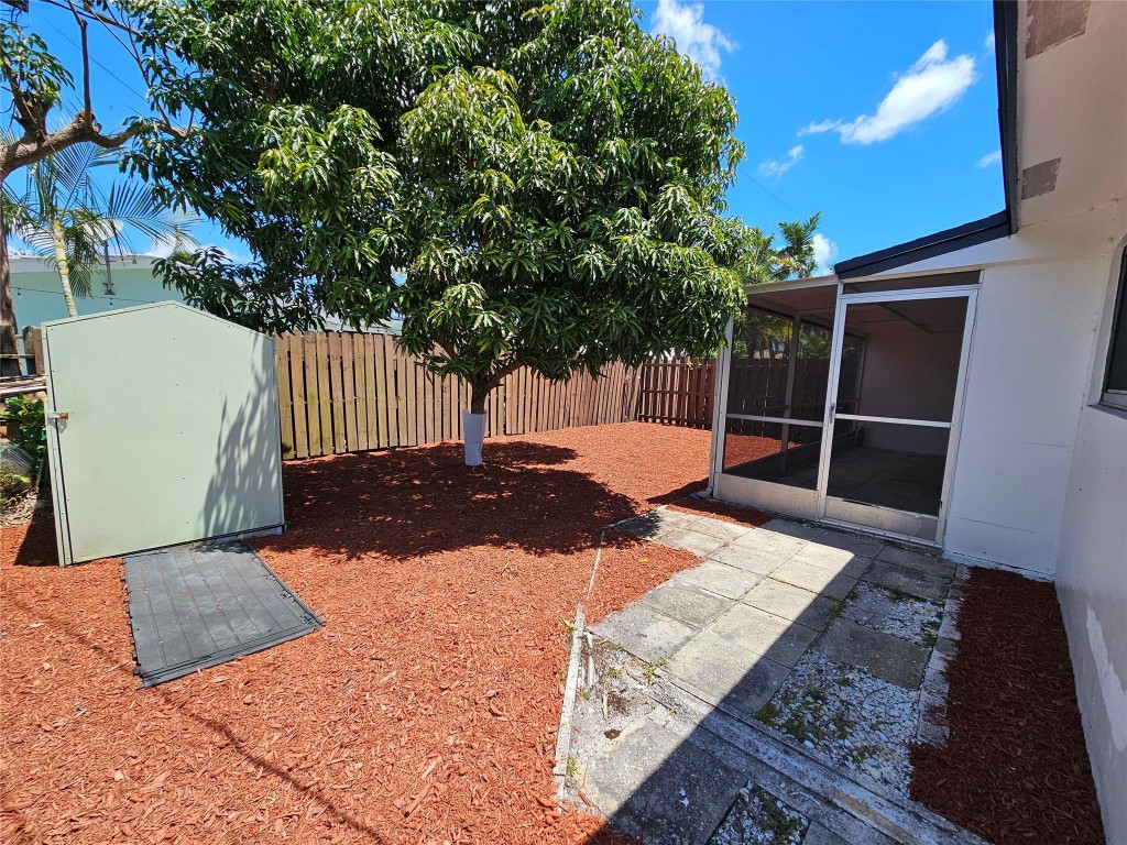 CORAL RIDGE ADD - Residential Lease