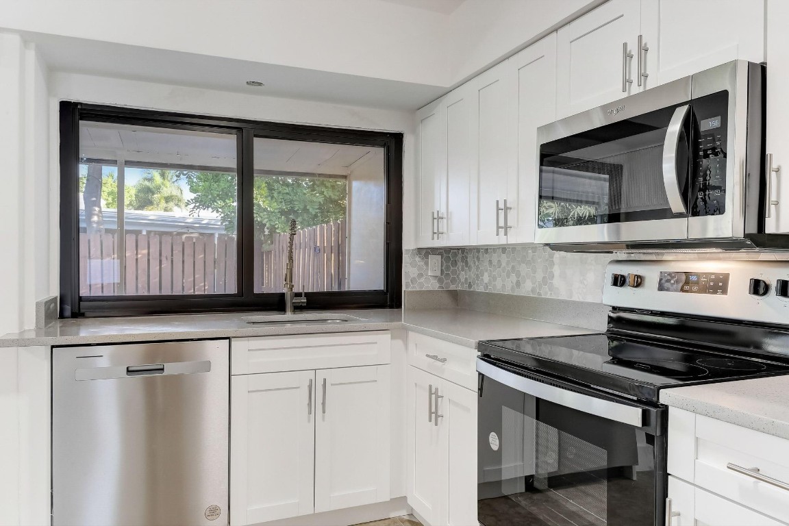 CORAL RIDGE ADD - Residential Lease