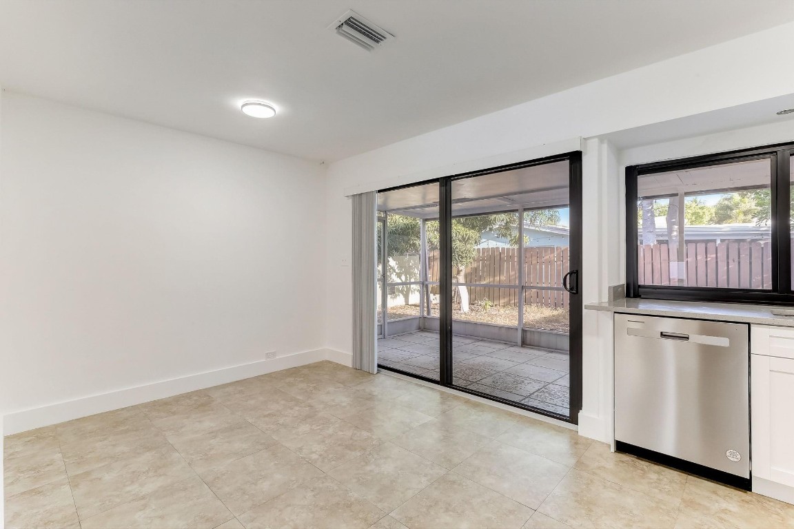 CORAL RIDGE ADD - Residential Lease