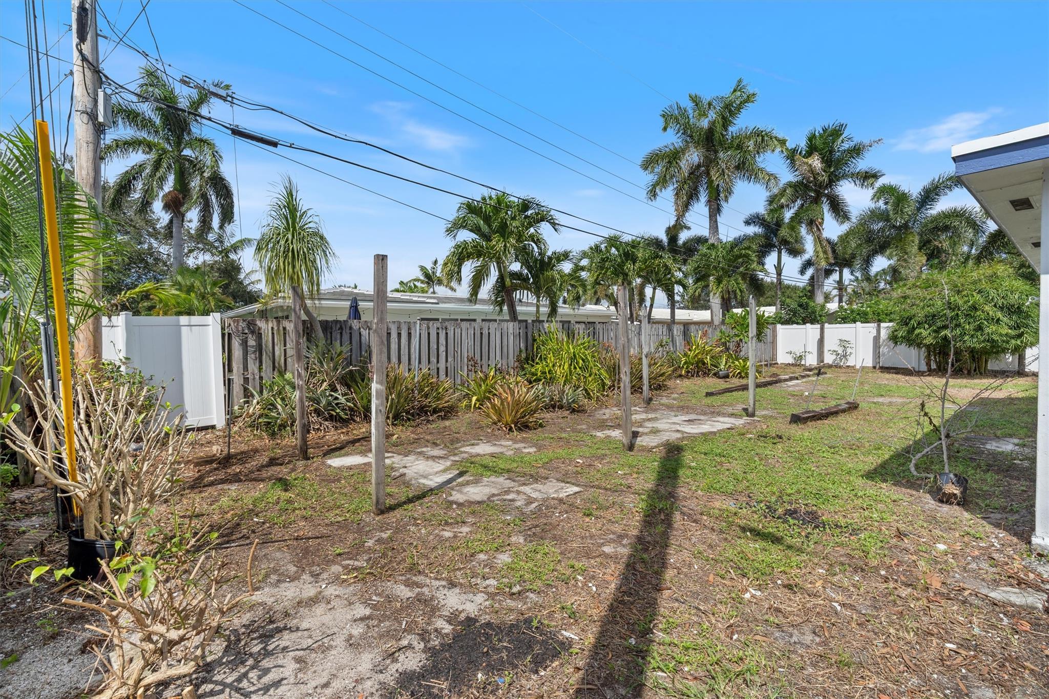 IMPERIAL POINT 2 SEC - Residential