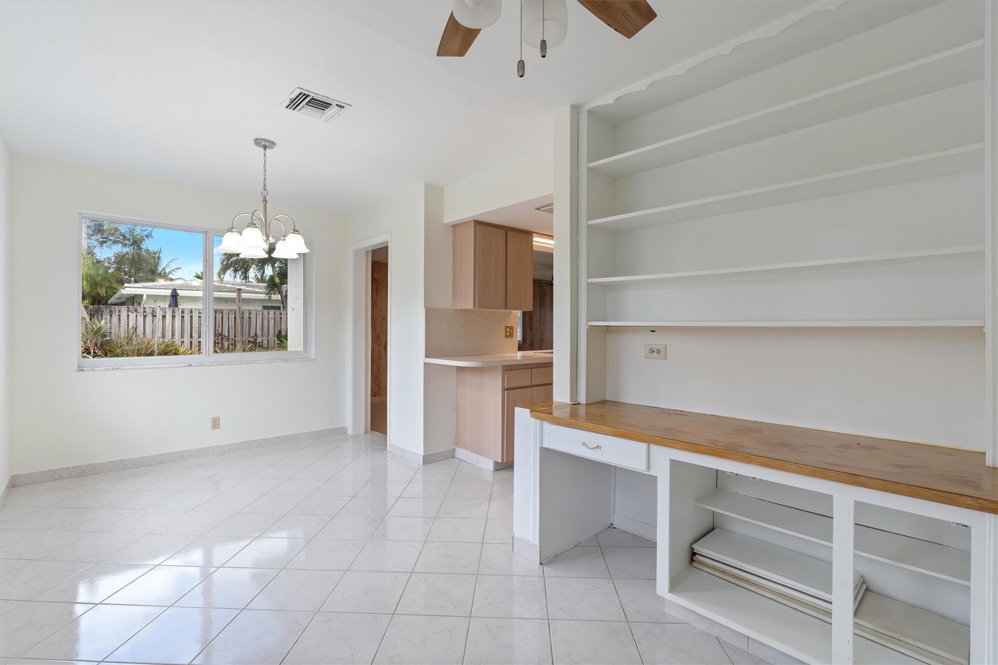 IMPERIAL POINT 2 SEC - Residential